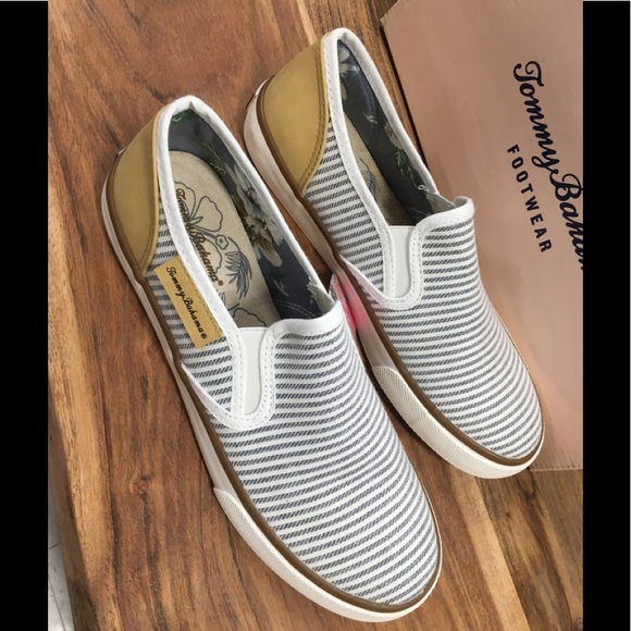 🤍💙Tommy Bahamas Sailors Loafers 🤍💙 - Picture 2 of 6